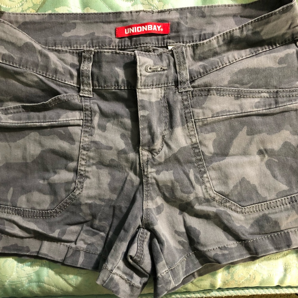 Unionbay size 7 shorts